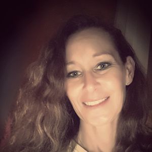 Meet your Posher, Angie